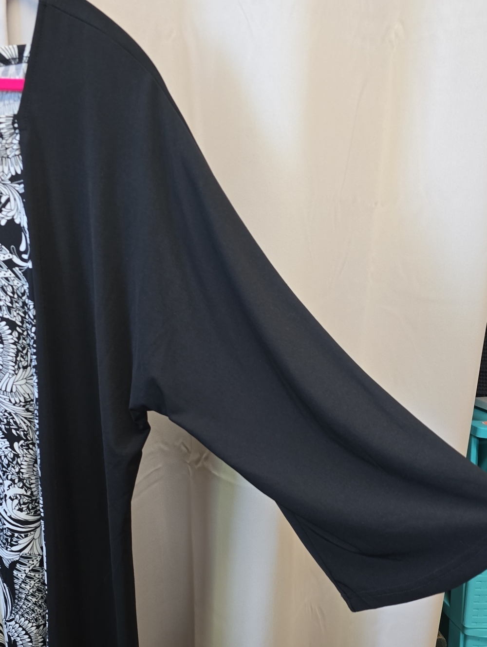 The Pyramid Collection Dress - Picture 5 of 7